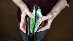 Полицейского из Будённовска подозревают в получении взятки от задержанной