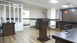 Ставропольцу с долгом в 15 млн рублей требуют запретить выезд за границу