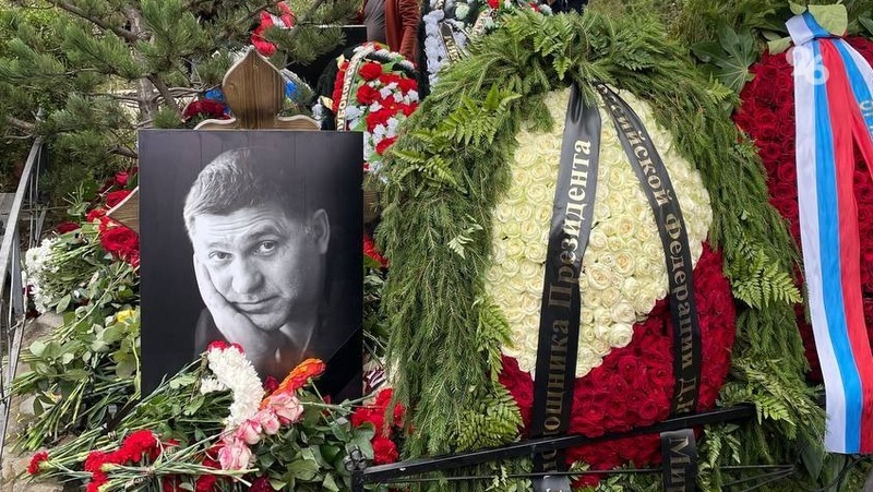 Как в Железноводске прощались с Сергеем Пускепалисом: фоторепортаж с траурной церемонии и похорон