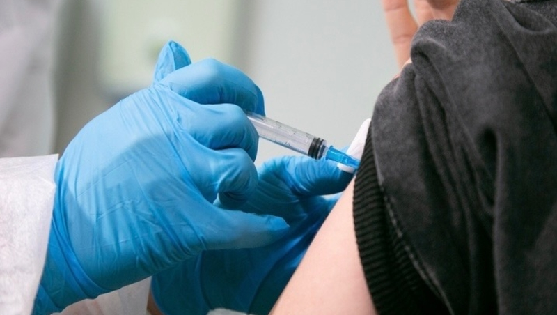 Пятигорские медики прививают от гриппа жителей села Привольного