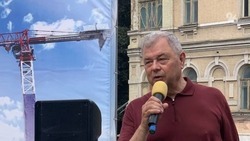 Сенатор Совфеда предложил главе Калуги провести световое шоу, как в Кисловодске