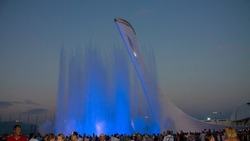 Поющий фонтан в Олимпийском парке Сочи отключат до 30 июня