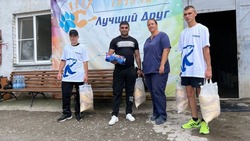 Волонтёры «Единой России» передали приюту «Лучший друг» Ставрополя около 150 килограммов корма