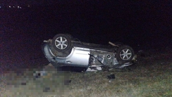 Пассажир погиб после опрокидывания автомобиля на Ставрополье 