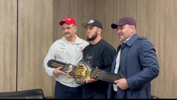 В Дагестане торжественно встретили новоиспечённого чемпиона UFC Ислама Махачева