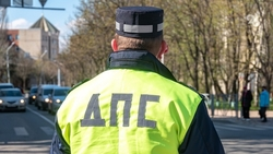 В Ставрополе 13-летняя девочка попала под колёса иномарки во дворе дома