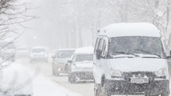 На дорогах Ставрополя зафиксировали 9-балльные пробки из-за непогоды и сильного снега