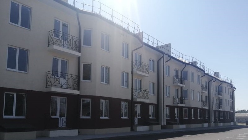 Новый дом для переселенцев из аварийного жилья ввели в эксплуатацию в Георгиевске