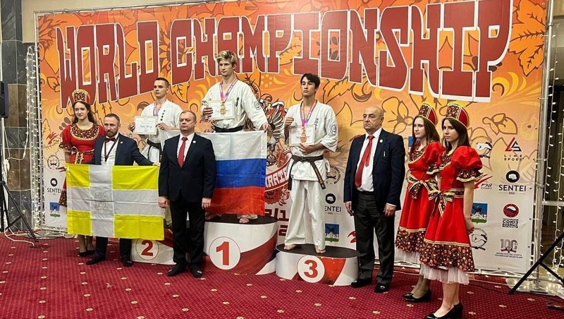 Каратист из Минвод стал серебряным призёром чемпионата и первенства мира