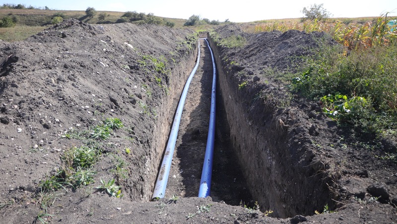 «Водой запасались в кастрюли и вёдра»: долгожданный межпоселковый водовод строят в Предгорном округе