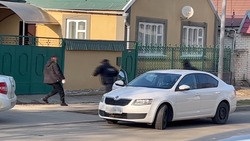 Появилось видео момента задержания жителя Ставрополья, подозреваемого в госизмене