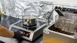 Прокуратура через суд требует компенсаций для отравившихся в пятигорском кафе