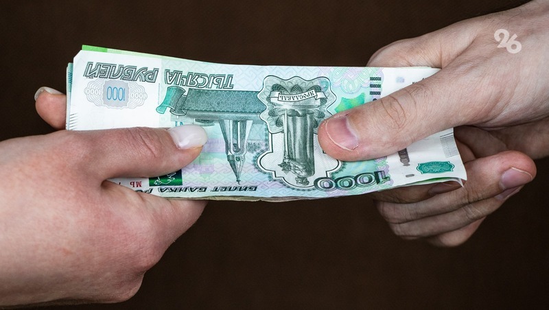 Двоих полицейских из Невинномысска подозревают в получении взятки в 50 тыс. рублей