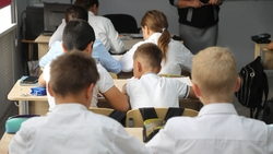 Психолог посоветовала создавать первоклассникам ощущение безопасности и поддержки