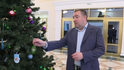 Зампред правительства Ставрополья Дроздов подарит юной жительнице ЛНР велосипед