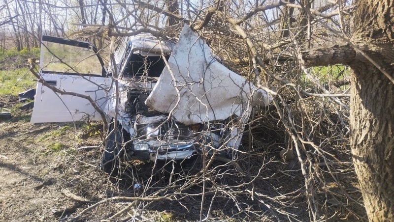 Водитель-бесправник получил тяжёлые травмы в аварии на Ставрополье