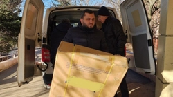 Ставропольские депутаты передали в луганский госпиталь медизделия и оборудование 