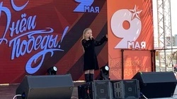 Победительница шоу «Голос. Дети» выступила на Владимирской площади в Ставрополе