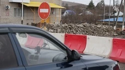 Мост, ведущий на КМВ, ремонтируют в селе Александровском