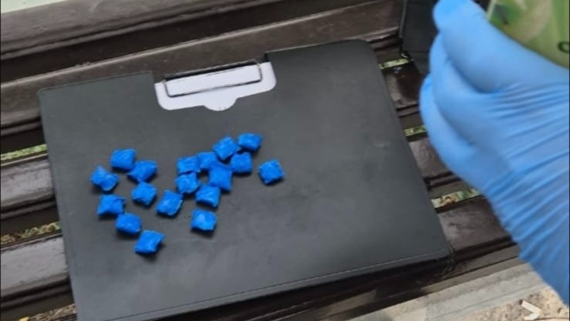 Гражданин Узбекистана пытался продать в Ставрополе 18 свёртков с наркотиками