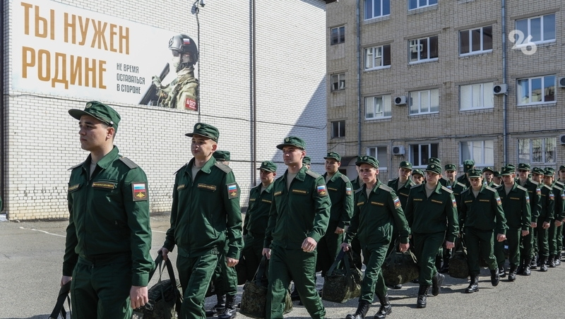 Две тысячи рядовых: на Ставрополье стартовала отправка срочников в армию