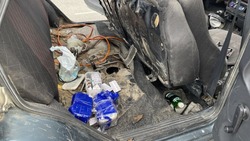 Около четверти килограмма сильнодействующих веществ пытались провезти в бензобаке машины на Ставрополье