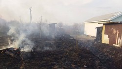 Подступавший к дачам пожар потушили в Шпаковском округе