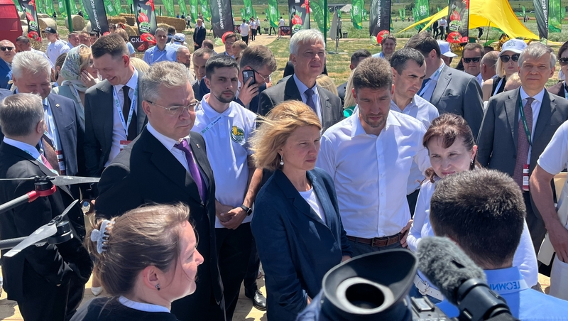 Губернатор Владимиров и глава Минсельхоза РФ открыли «Всероссийский день поля»