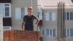 Новую многоэтажку для переселения 185 человек из аварийного жилья строят в Пятигорске