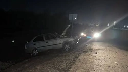 Мужчина и женщина пострадали после ночного съезда с дороги в Предгорном округе 