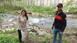 Жители Кисловодска очистили русло реки в рамках экоакции