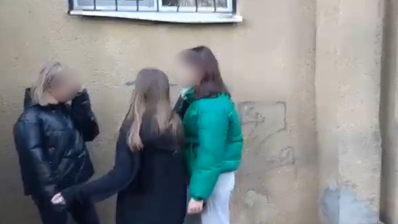 Детский омбудсмен взяла на контроль ситуацию с инцидентом между школьницами в Ставрополе