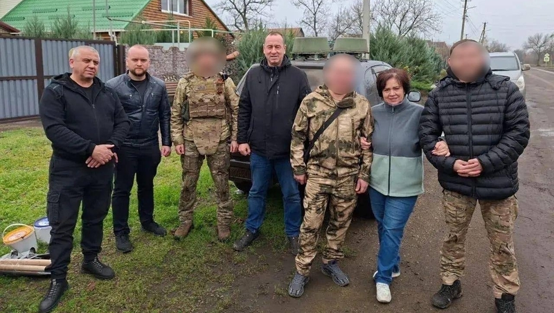 Зимнюю резину и бронежилеты отправили бойцам СВО из Андроповского округа