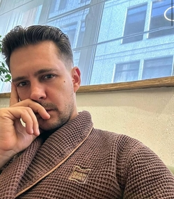 Актёр Милош Бикович приехал на отдых в Кисловодск