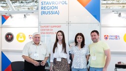 Ставропольские предприниматели представили стекольную продукцию на выставке в Москве