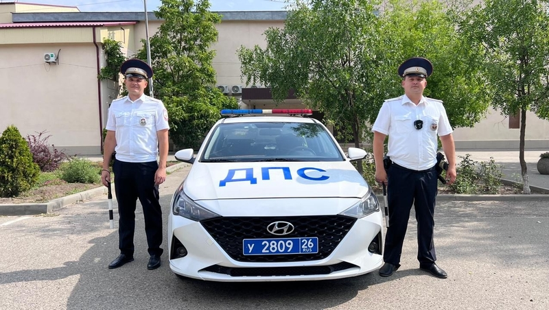 Полицейские Ставрополья спасли женщину, потерявшую сознание за рулём