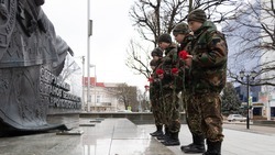 Юные патриоты почтили память Героя России в Ставрополе