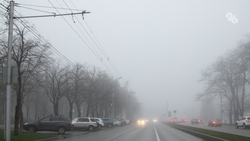 Густой туман осложняет дорожное движение в Будённовском округе