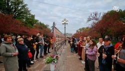 Тысячи «Огней Памяти» зажгли школьники в Невинномысске
