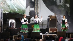 Финалисты прошлых лет открыли концертную программу международного фестиваля «Солдатский конверт»