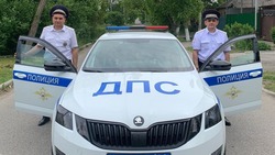 Ставропольские автоинспекторы помогли беременной с проблемами со здоровьем добраться до больницы