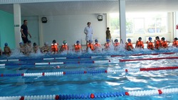 Новый бассейн на Ставрополье посещают дети из пришкольных лагерей