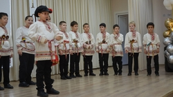 Школа в селе Арзгир на Ставрополье творчески отметила столетие