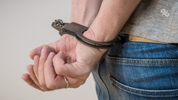 Экс-полицейского со Ставрополья приговорили к 7,5 года колонии за взяточничество