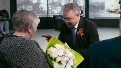 «Трудиться, любить и защищать Родину»: на Ставрополье губернатор вручил ветеранам медали в честь 80-летия Победы