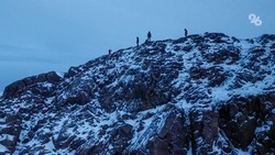Спасатели эвакуировали альпиниста с вершины Эльбруса