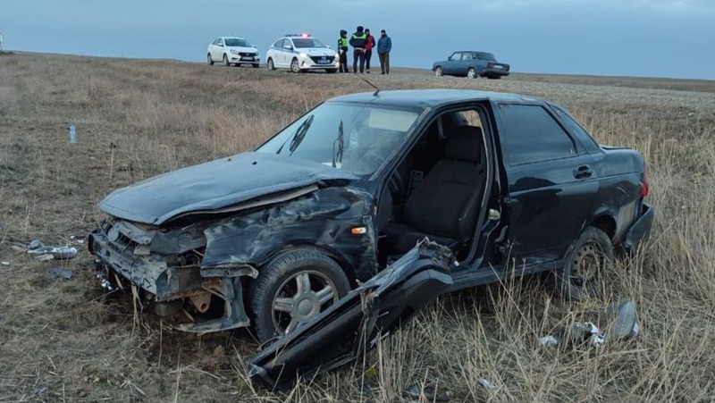 Автомобиль оказался в кювете из-за небезопасной скорости в Андроповском округе