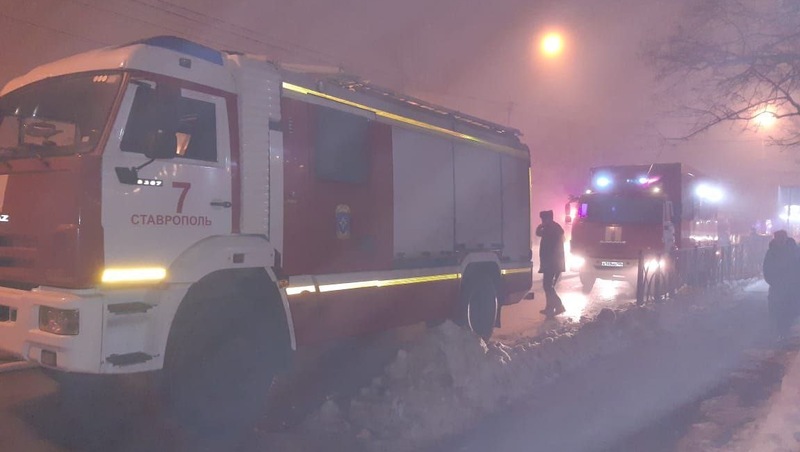 В Ставрополе произошло возгорание в двухэтажном многоквартирном доме. Один человек погиб 