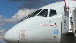 Глава Минпромторга России исполнил мечту школьника из Дагестана стать пилотом