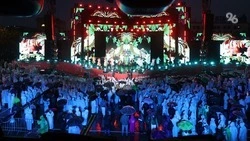 С MONA и L’One под дождём: в Ставрополе открыли «Всероссийскую школьную весну»  